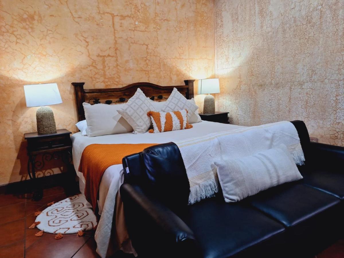 Hotel Boutique Casa Del Angel Антигуа-Гватемала Экстерьер фото