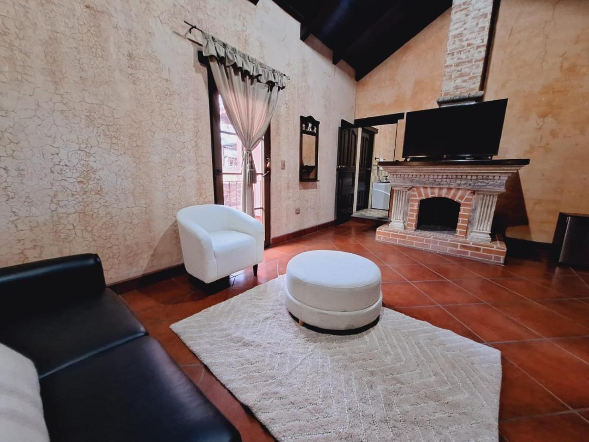 Hotel Boutique Casa Del Angel Антигуа-Гватемала Экстерьер фото