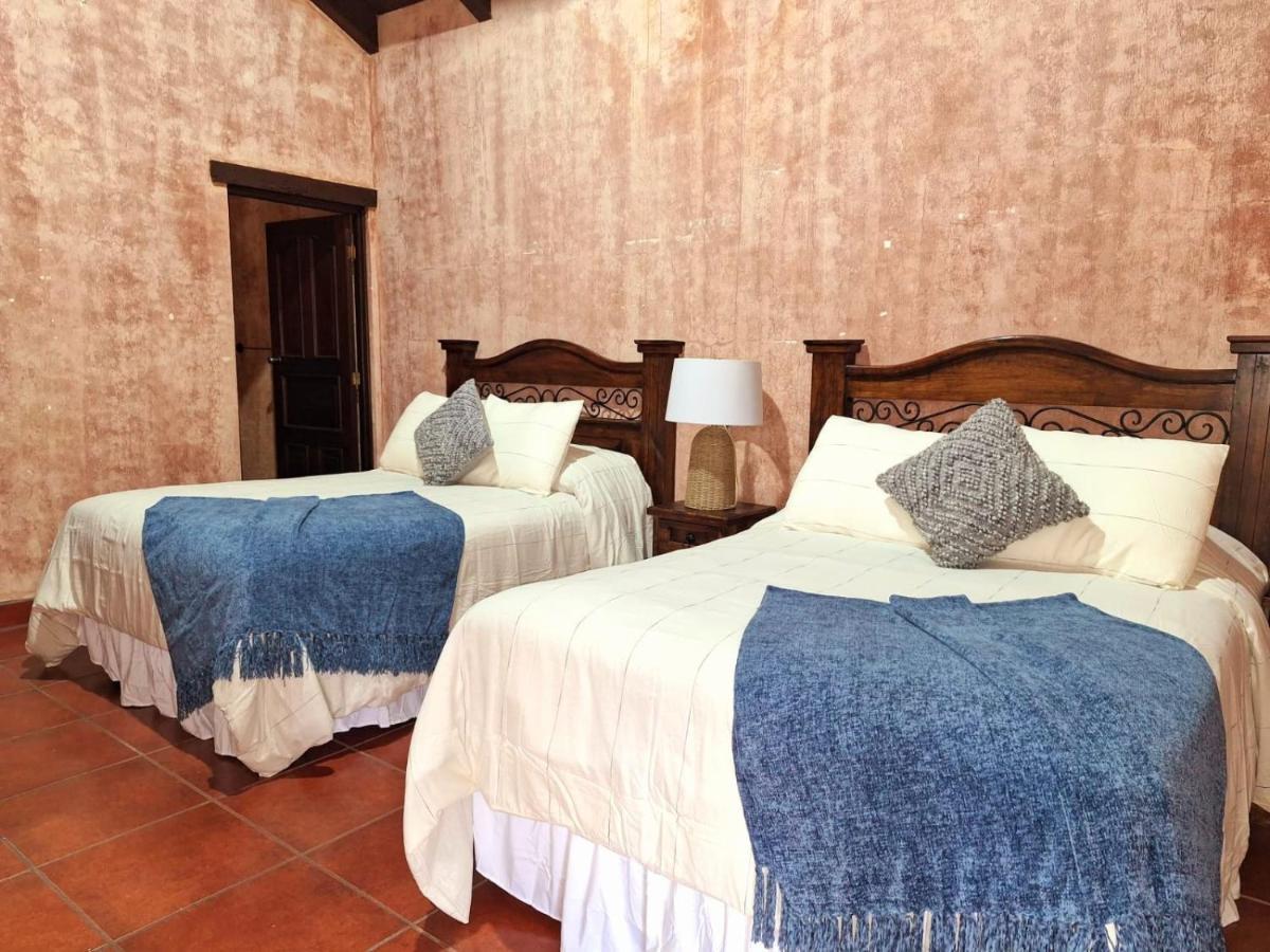 Hotel Boutique Casa Del Angel Антигуа-Гватемала Экстерьер фото